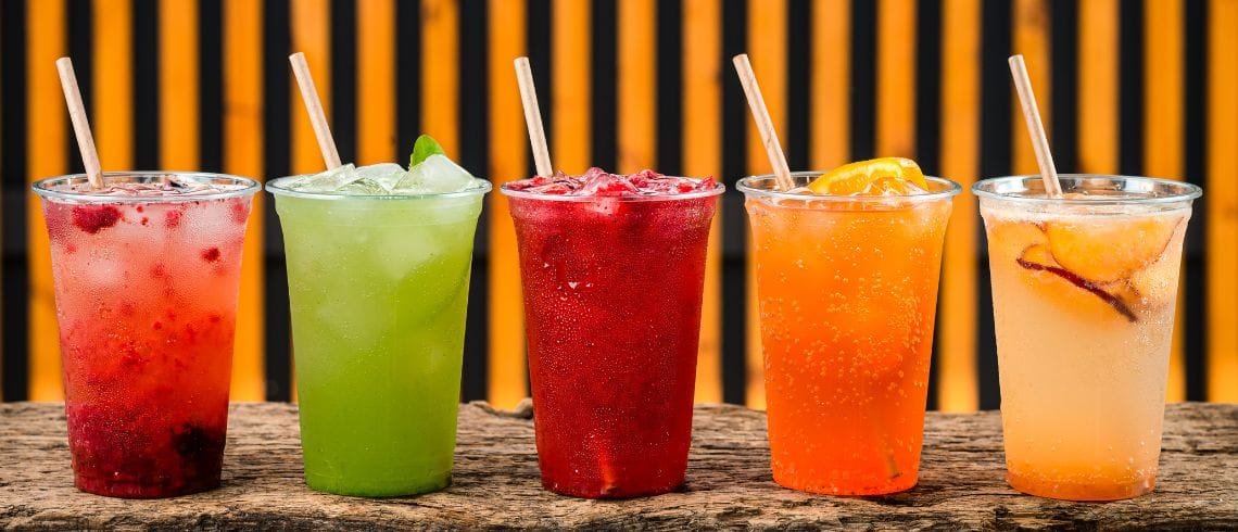 Aguas frescas totalmente naturales de diferentes sabores. Especiales para este verano
